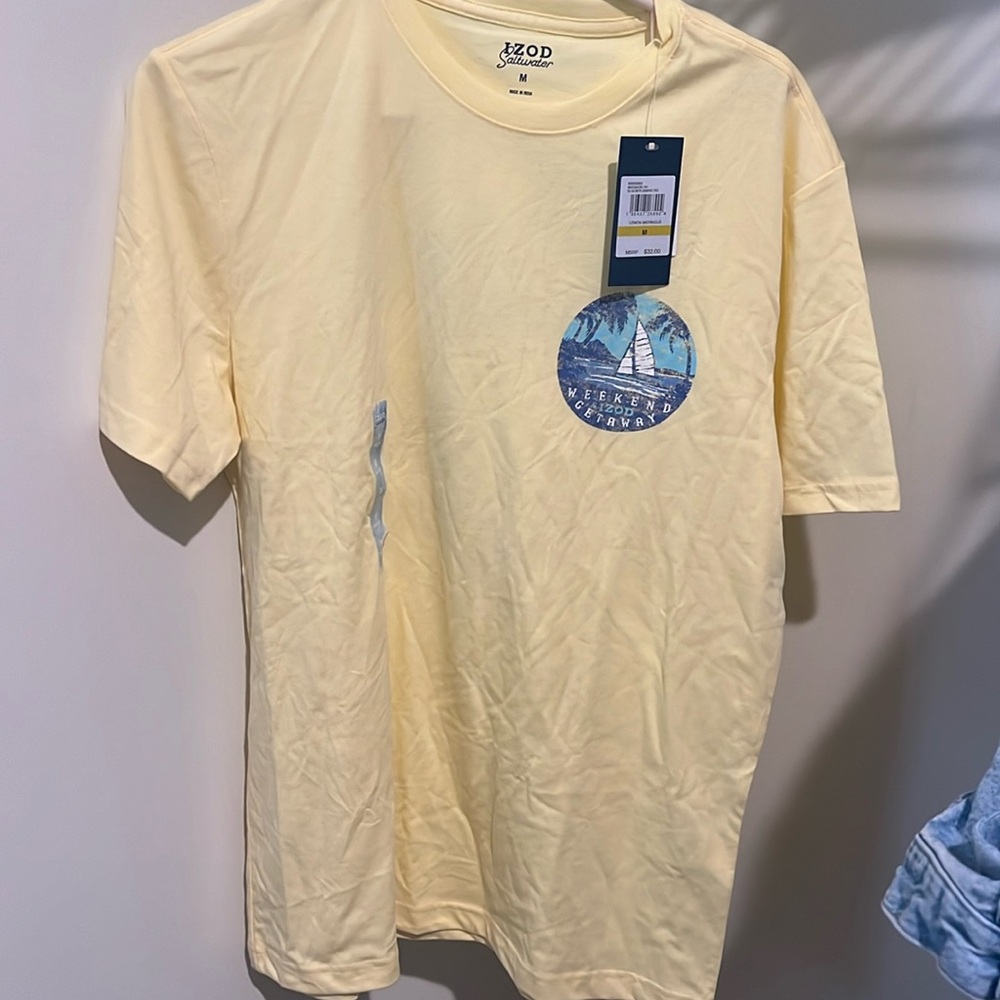 NWT Men’s T Shirt